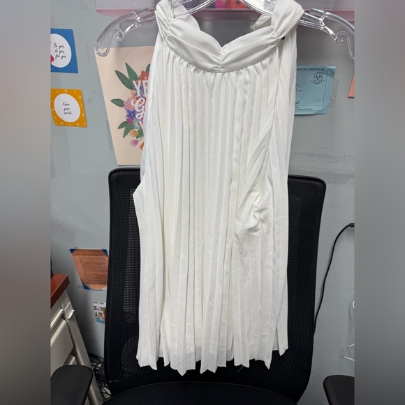 Adrianna papell pleated tank xl // 090419 - Picture 1 of 2